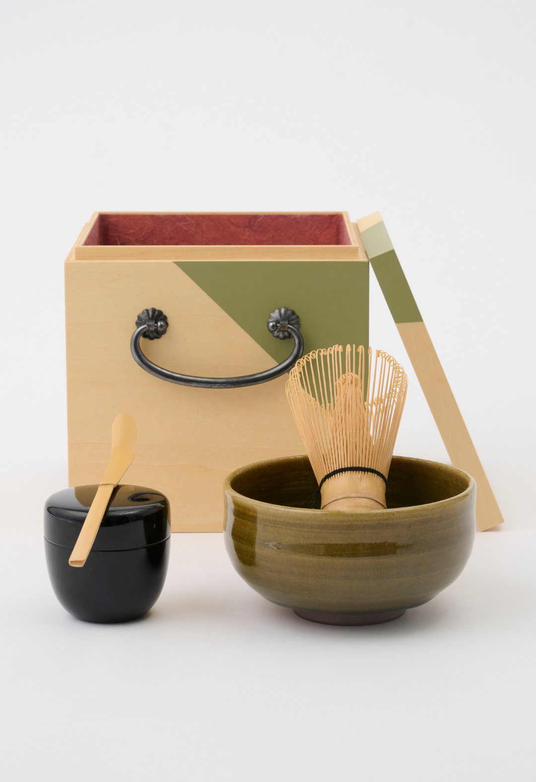 IPPUKUBOX – A Personal Tea Ceremony Set